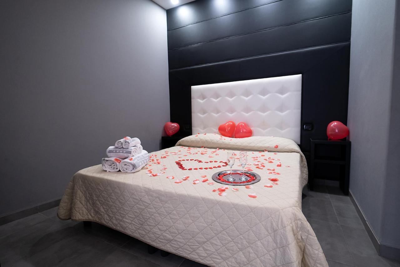 Hotel Royal House Napoli Centro, By Clapa Group Zewnętrze zdjęcie