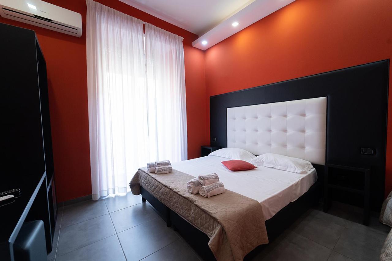 Hotel Royal House Napoli Centro, By Clapa Group Zewnętrze zdjęcie