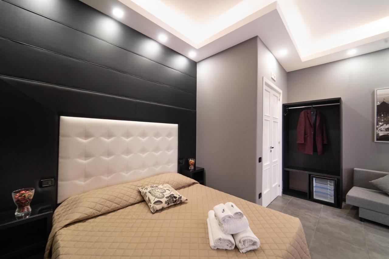 Hotel Royal House Napoli Centro, By Clapa Group Zewnętrze zdjęcie