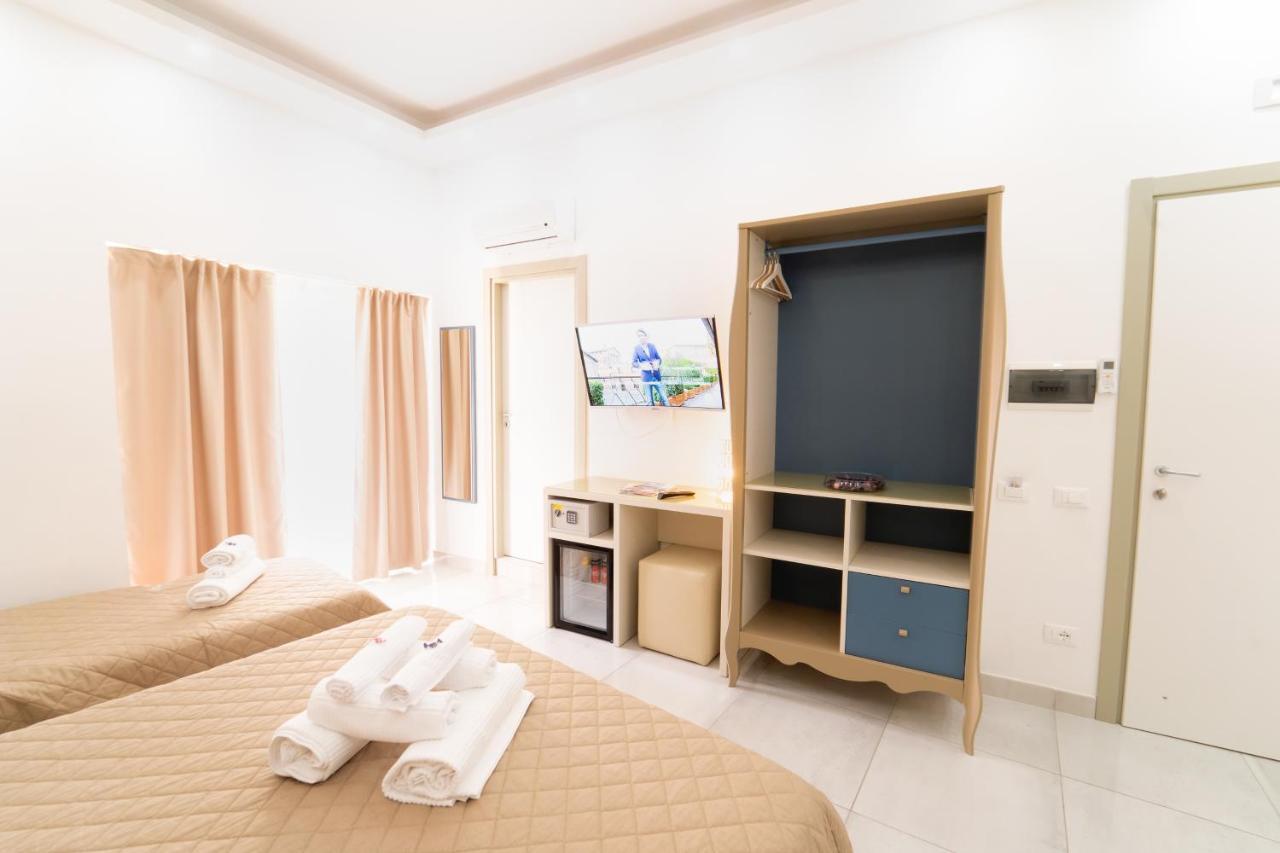 Hotel Royal House Napoli Centro, By Clapa Group Zewnętrze zdjęcie