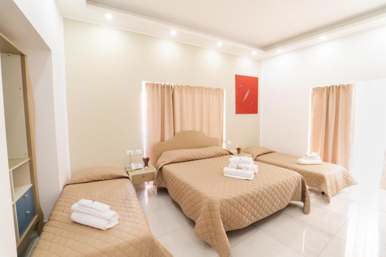 Hotel Royal House Napoli Centro, By Clapa Group Zewnętrze zdjęcie